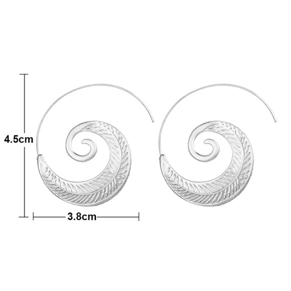 🌻3 for $12🖤 Hollow Out Hoop Earrings - Picture 2 of 2